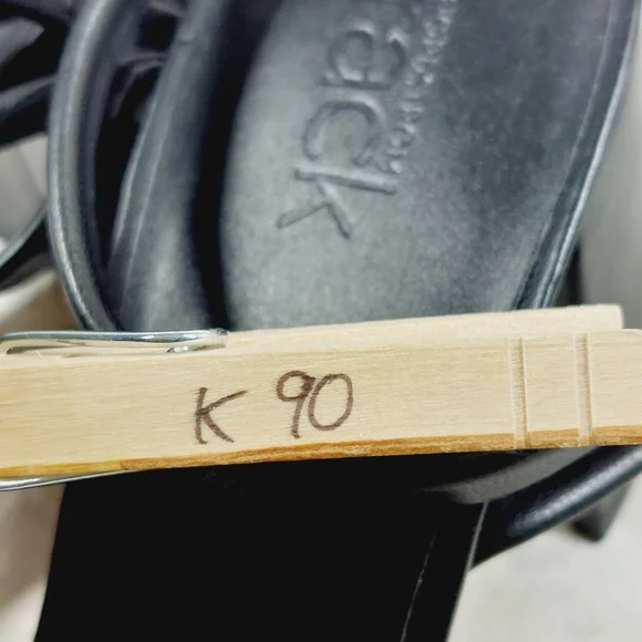 New Nordstrom Lagrange Black Faux Leather Block Heel Strappy Sandals K90 - Picture 13 of 13